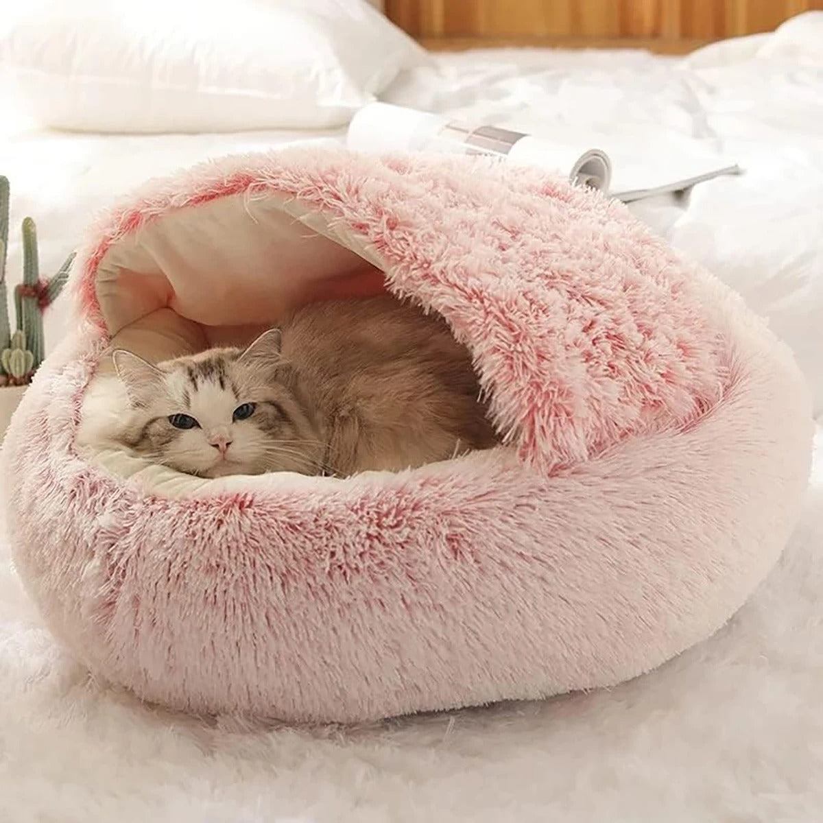 Cozy Cocoon - The Ultimate Comfort for Your Furry Friend